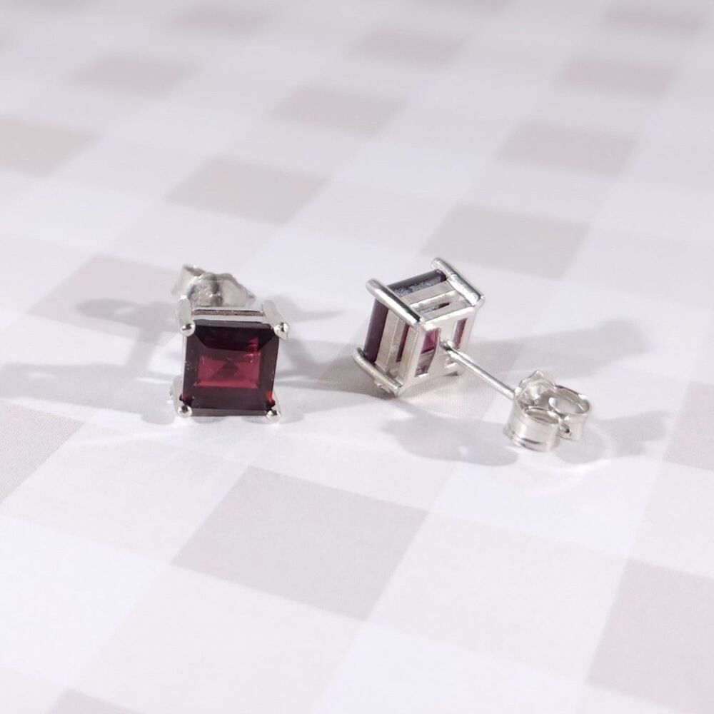 Garnet 6mm Square Post Earrings Sterling Silver - Picture 4 of 4